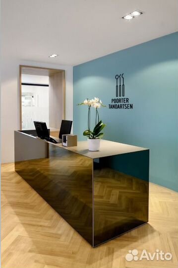 Мебель для офиса, салона. Зеркальный ресепшн