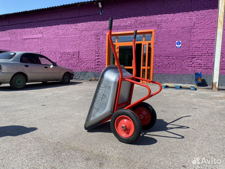 Строительная/садовая тачка brait