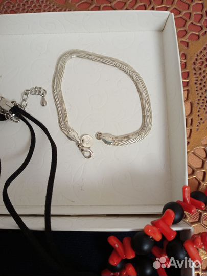 Колье, бусы, браслет