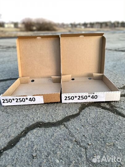 Коробки под пиццу и пироги