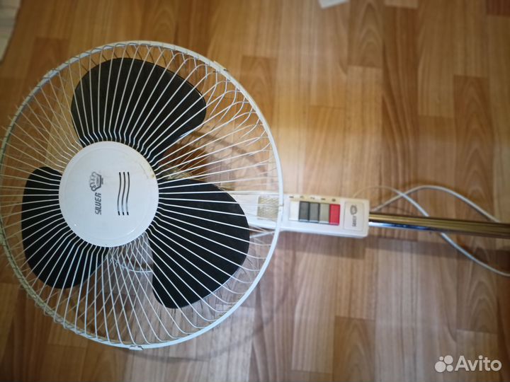 Напольный вентилятор Silver Crown Japan