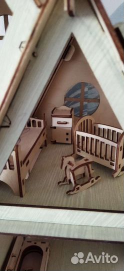 Кукольный домик деревянный