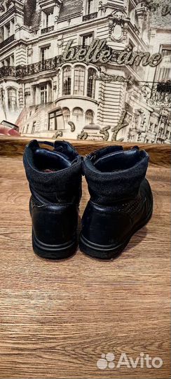 Ботинки для девочки. Размер 30
