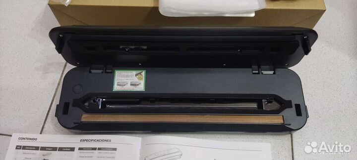 Вакуумный упаковщик продуктов laimeng