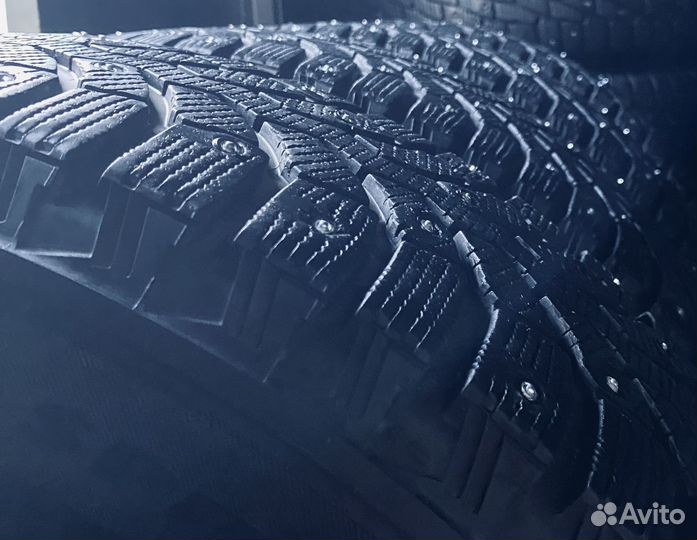 Bridgestone Blizzak Spike-01 225/65 R17 106T