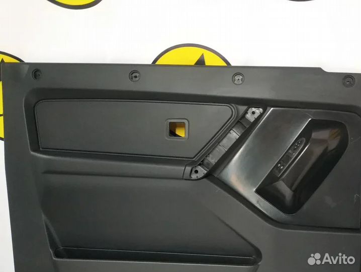 Комплект накладок карт дверей под кнопки Нива