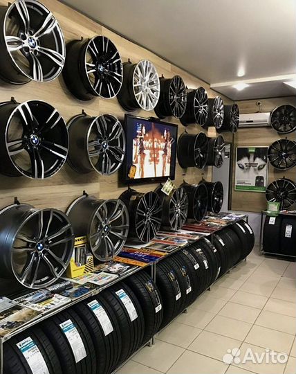 Pirelli P Zero PZ4 265/45 R21 108Y