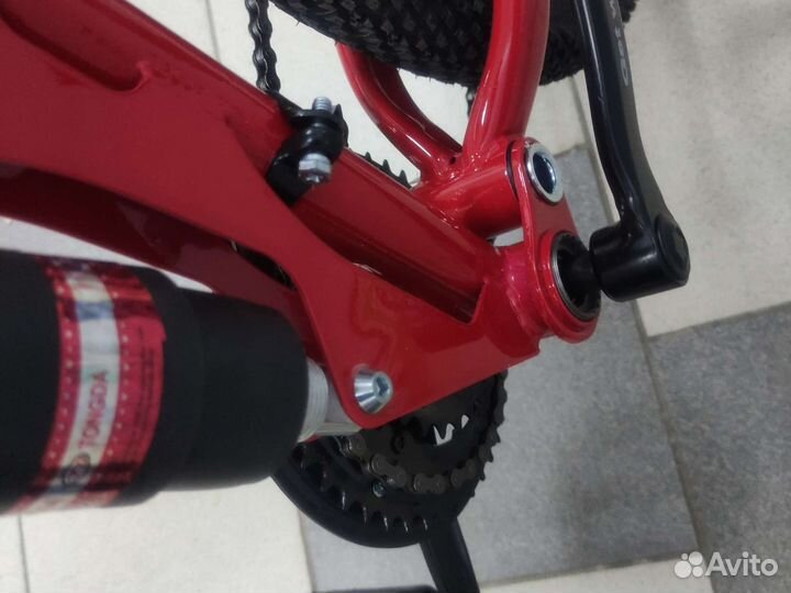 Велосипед на дисках красный 26 новый