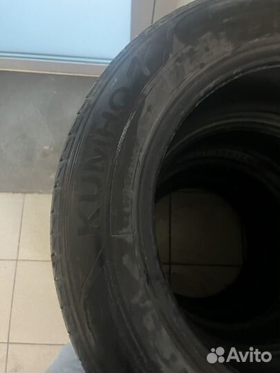 Kumho Crugen Premium KL33 225/60 R17 99ZR