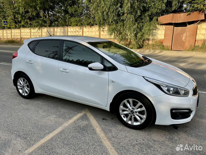 Kia Ceed 1.6 AT, 2015, 136 800 км