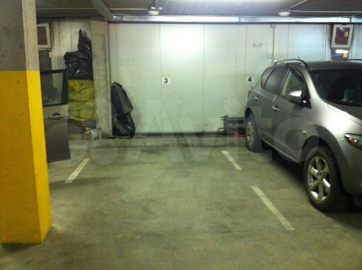 Машиноместо, 15 м²