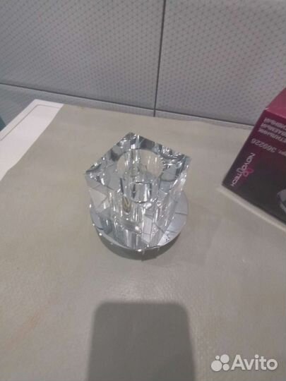 Светильник потолочный встраиваемый