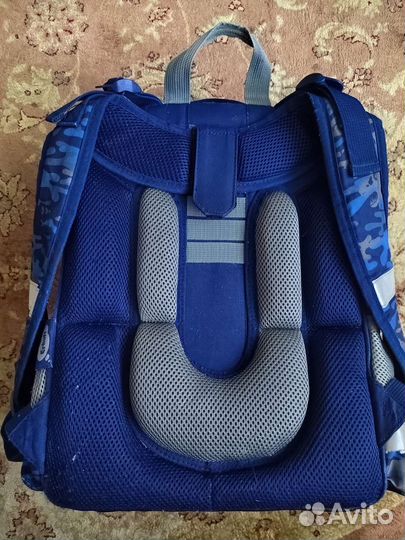 Школьный рюкзак