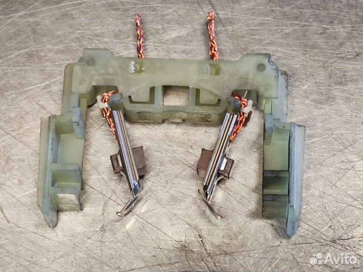 Щетки мотора стеклоочистителя VW Туарег Каен