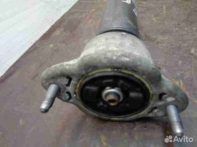 Амортизатор задний L Mercedes C-klasse W204 204326