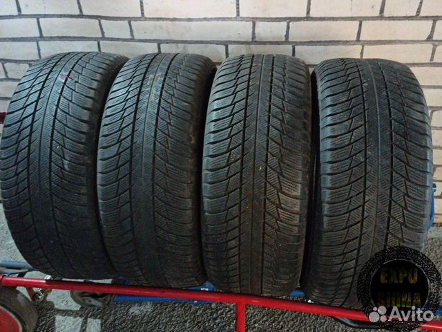 Bridgestone Blizzak LM-001 245/50 R19 105V