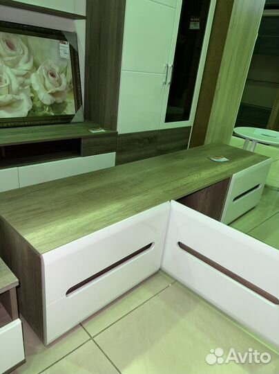 Тумба под тв