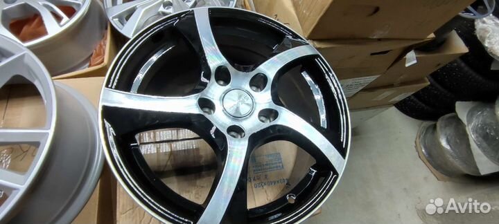 R16/5*114,3 Скад Авеню Toyota Camry, Corolla