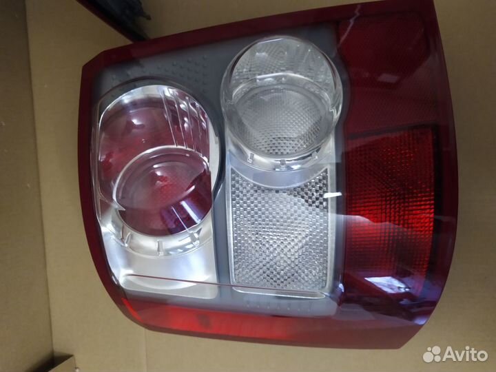 Фонарь левый правый range rover sport