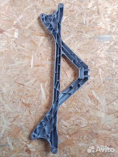 Распорка кузова Audi A8 D4 long 4.2 cdra 2011