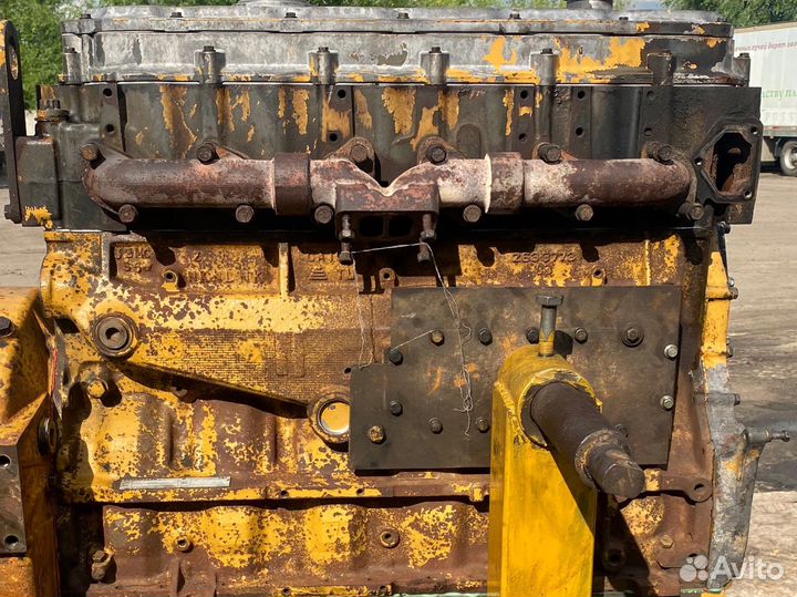 Двигатель в разборе CAT 3126E/B