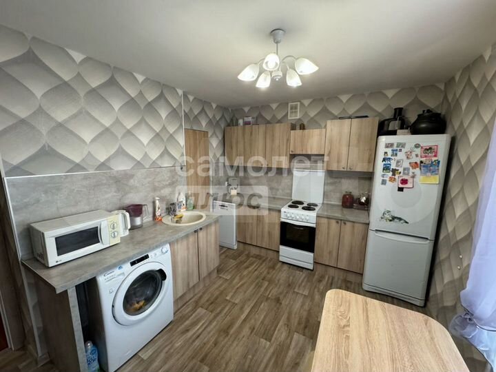 2-к. квартира, 50 м², 14/16 эт.