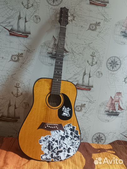 Акустическая гитара