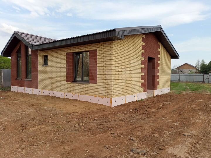 Дом 90 м² на участке 8 сот.