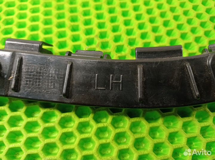 Крепление заднего бампера левое L Kia Sportage