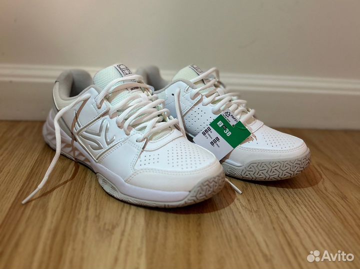 Женские теннисные кроссовки 37размер