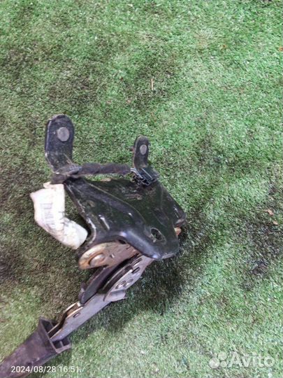 Рычаг стояночного тормоза Ford Transit 2.4 115Л.С