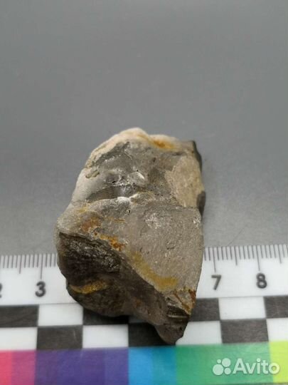 Радужный пирит (марказит, спектропирит)