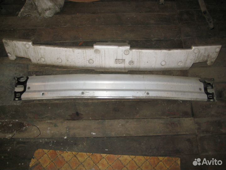 Усилитель заднего бампера toyota camry V 40