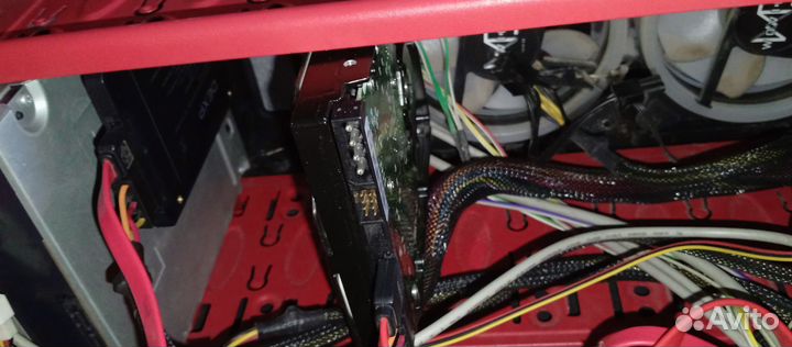 Игровой компьютер с монитором