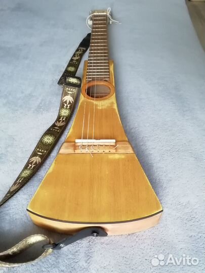 Продаю трэвел гитару