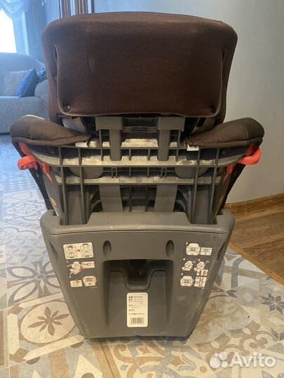 Автомобильное кресло ailebebe zutto