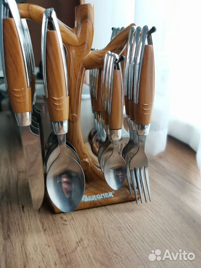 Набор столовых приборов