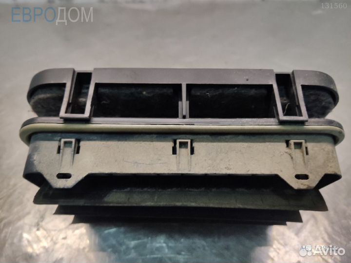 Накладка вентиляционного канала задняя BMW E70 s11