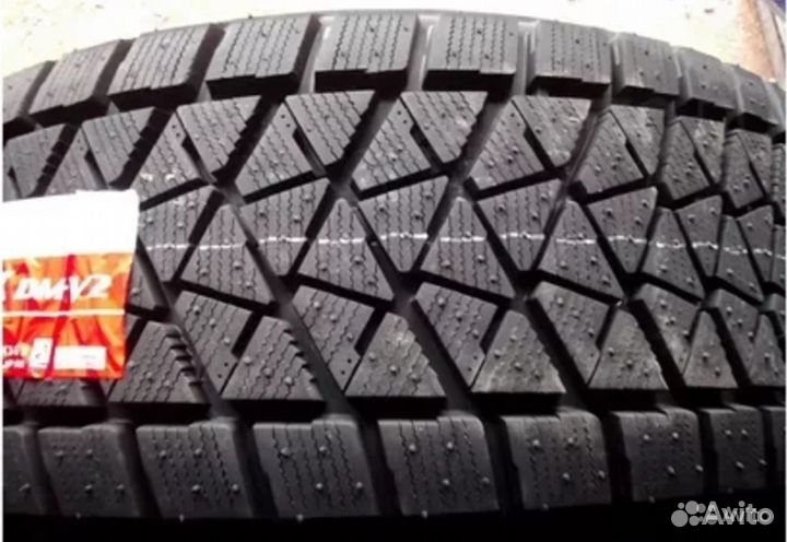 Bridgestone Blizzak DM-V2 215/65 R16 98S