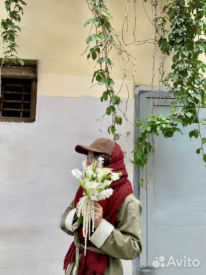 Букет невесты из калл и фрезий