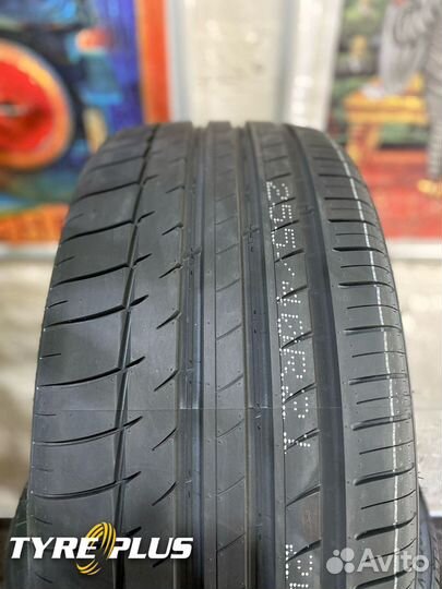 Triangle Sports TH201 255/40 R21 102Y