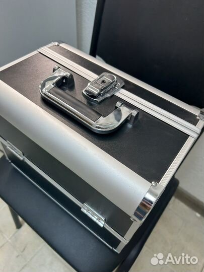 Профессиональный набор для начинающего визажиста