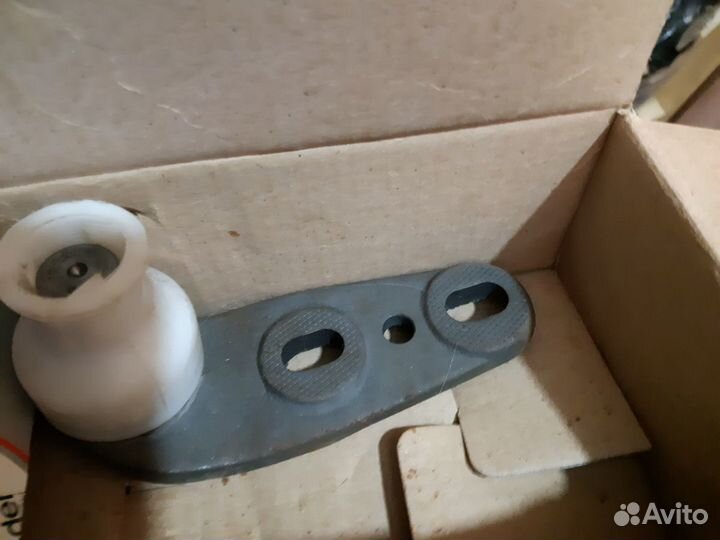 Шаровая опора ауди 80