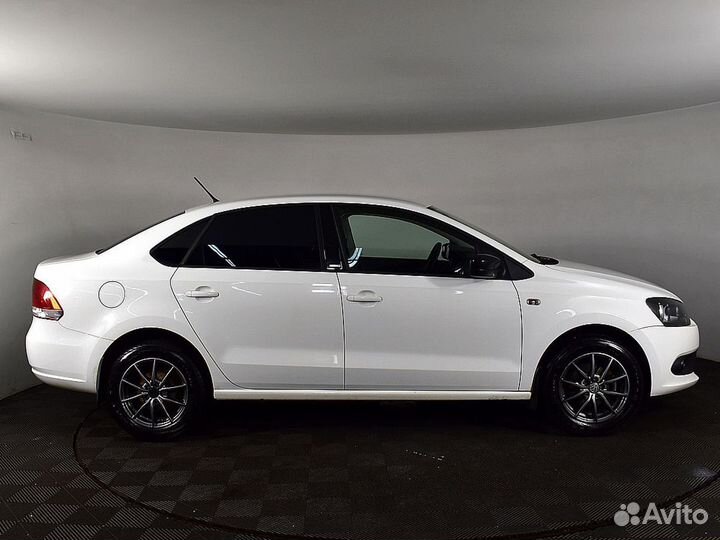 Volkswagen Polo 1.6 AT, 2014, 121 272 км