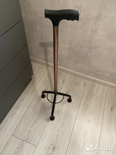 Трость трехопорная телескопическая