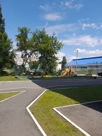 2-к. квартира, 96 м², 1/9 эт.