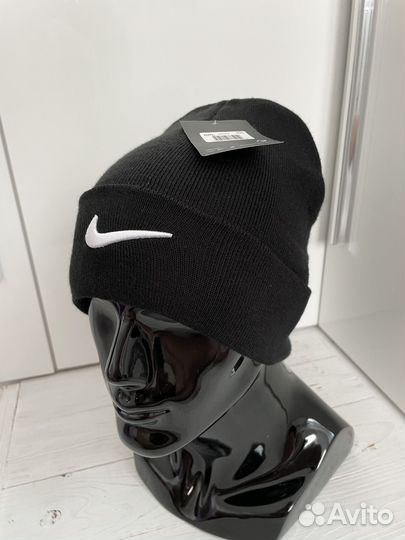 Шапка Nike swoosh