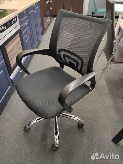 Компьютерное кресло