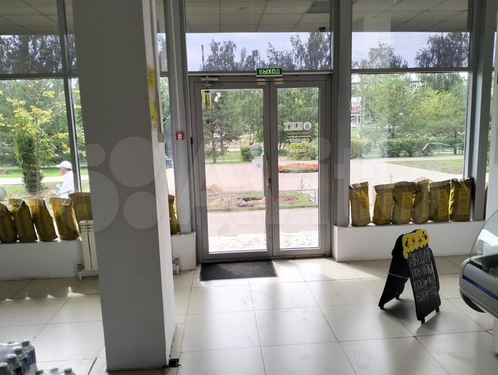 Торговая площадь, 75 м²