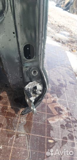 Дверь задняя левая левая Hyundai-Tucson 04 - 10